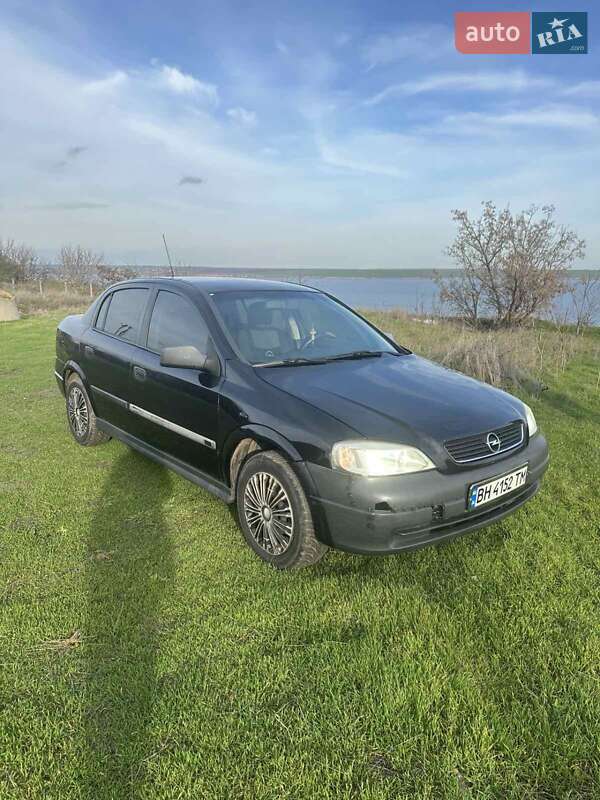 Седан Opel Astra 2005 в Одесі