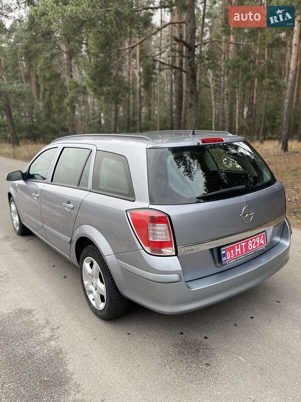 Універсал Opel Astra 2008 в Бородянці