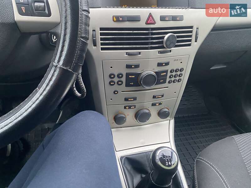 Універсал Opel Astra 2007 в Могилів-Подільському