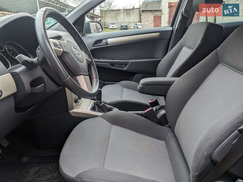 Универсал Opel Astra 2008 в Звягеле фото 41 Универсал Opel Astra 2008 в Звягеле