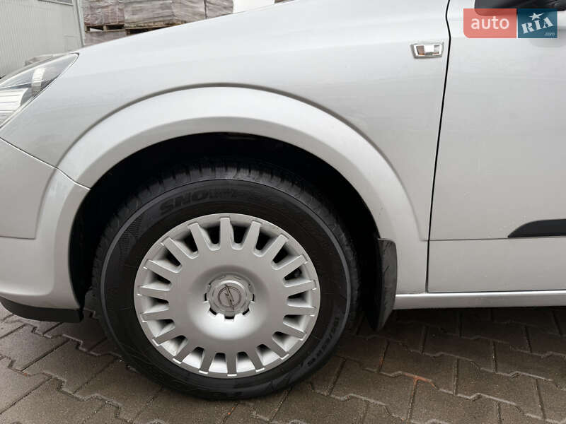 Хетчбек Opel Astra 2004 в Вінниці