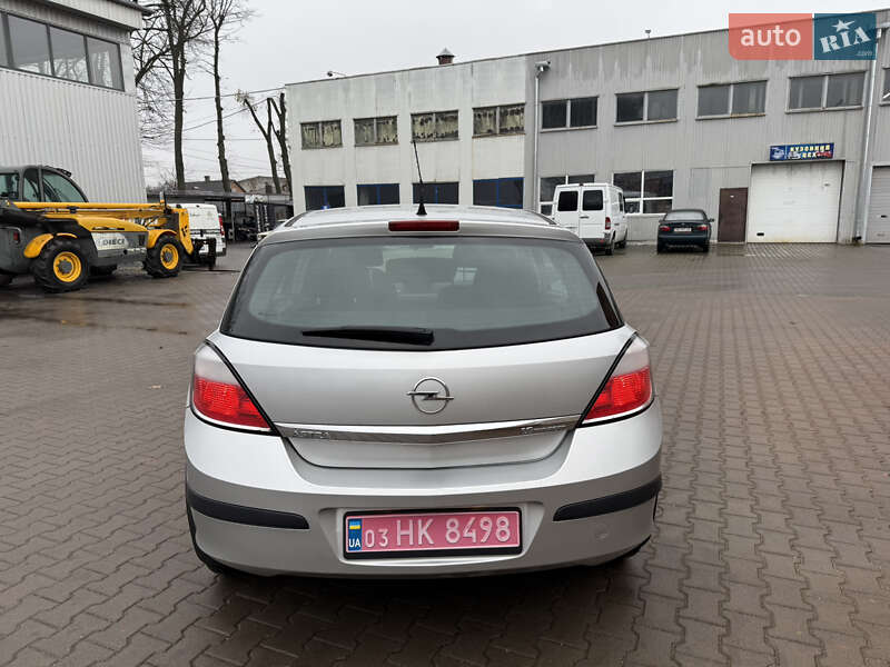 Хетчбек Opel Astra 2004 в Вінниці
