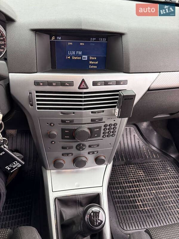 Хэтчбек Opel Astra 2009 в Львове фото 12 Хэтчбек Opel Astra 2009 в Львове