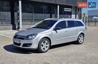 Універсал Opel Astra 2006 в Сумах