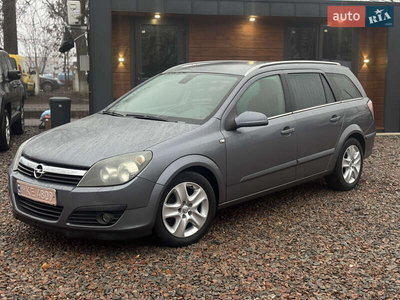 Універсал Opel Astra 2006 в Лубнах