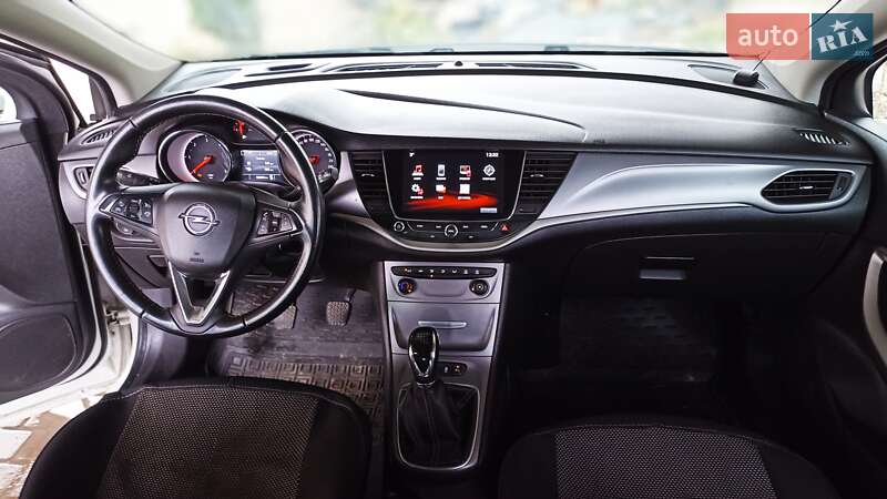 Универсал Opel Astra 2017 в Ахтырке