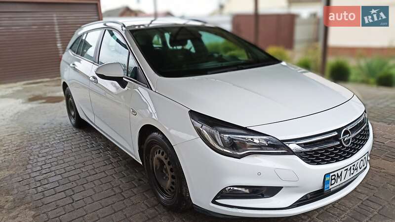 Универсал Opel Astra 2017 в Ахтырке
