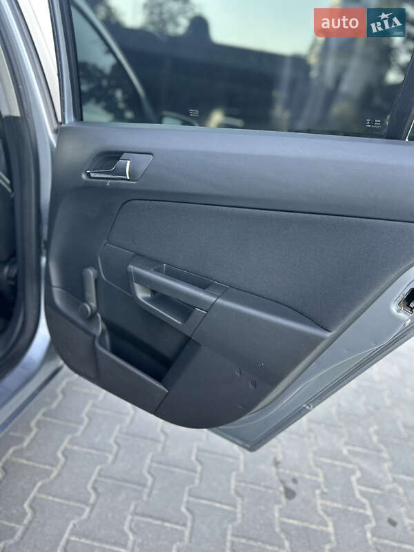 Універсал Opel Astra 2005 в Золочеві фото 47 Універсал Opel Astra 2005 в Золочеві