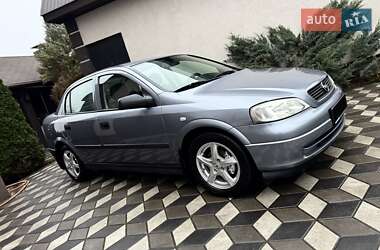 Седан Opel Astra 2007 в Києві