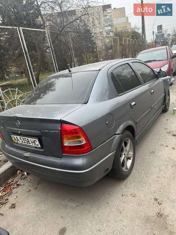Седан Opel Astra 2008 в Києві фото 3 Седан Opel Astra 2008 в Києві