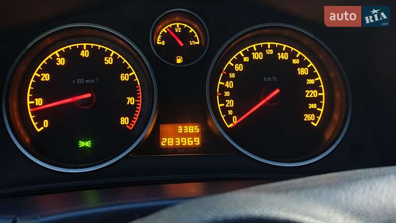 Универсал Opel Astra 2009 в Могилев-Подольске фото 11 Универсал Opel Astra 2009 в Могилев-Подольске