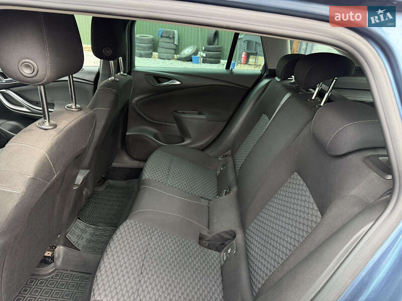 Универсал Opel Astra 2016 в Виннице