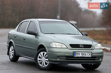 Седан Opel Astra 2006 в Мене