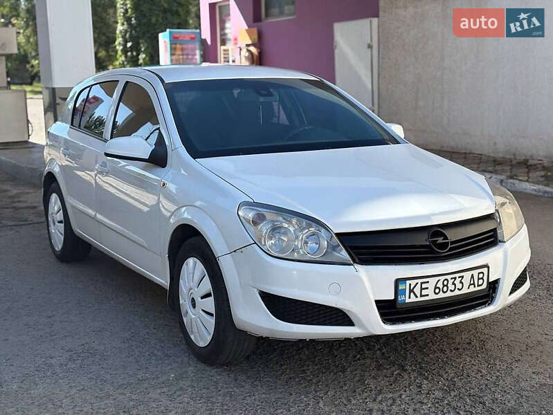 Хэтчбек Opel Astra 2007 в Кривом Роге