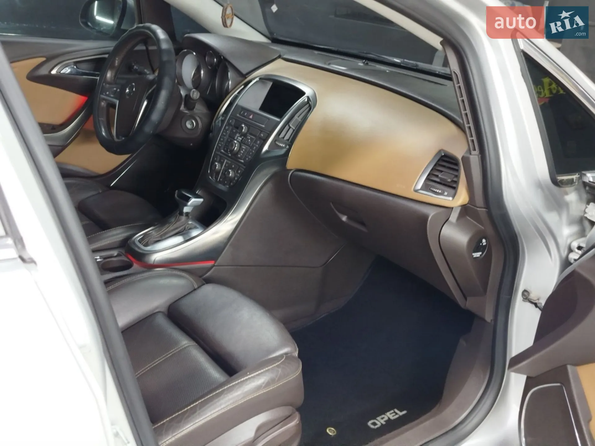 2012 Opel Astra - мініатюра 10