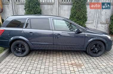 Універсал Opel Astra 2006 в Івано-Франківську