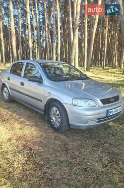 Седан Opel Astra 2005 в Сумах