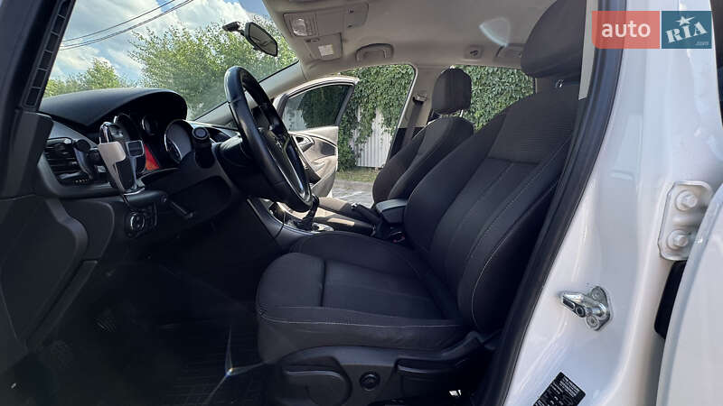 Универсал Opel Astra 2014 в Ивано-Франковске