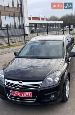 Универсал Opel Astra 2010 в Ковеле