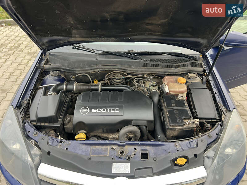 Універсал Opel Astra 2006 в Білгороді-Дністровському