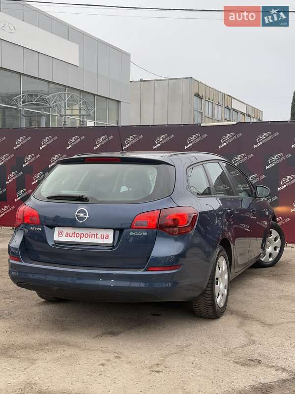 Универсал Opel Astra 2011 в Сумах