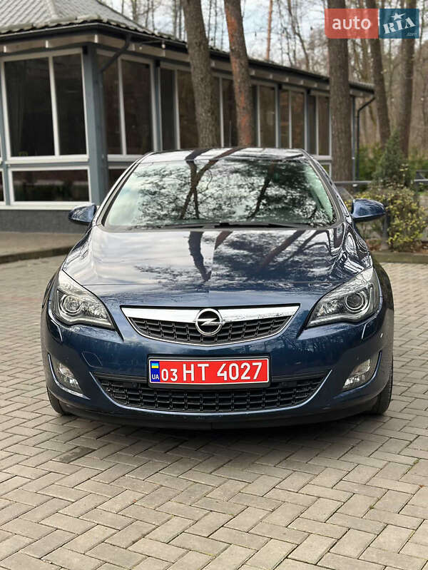 Хэтчбек Opel Astra 2011 в Луцке фото 4 Хэтчбек Opel Astra 2011 в Луцке