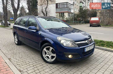 Универсал Opel Astra 2005 в Могилев-Подольске
