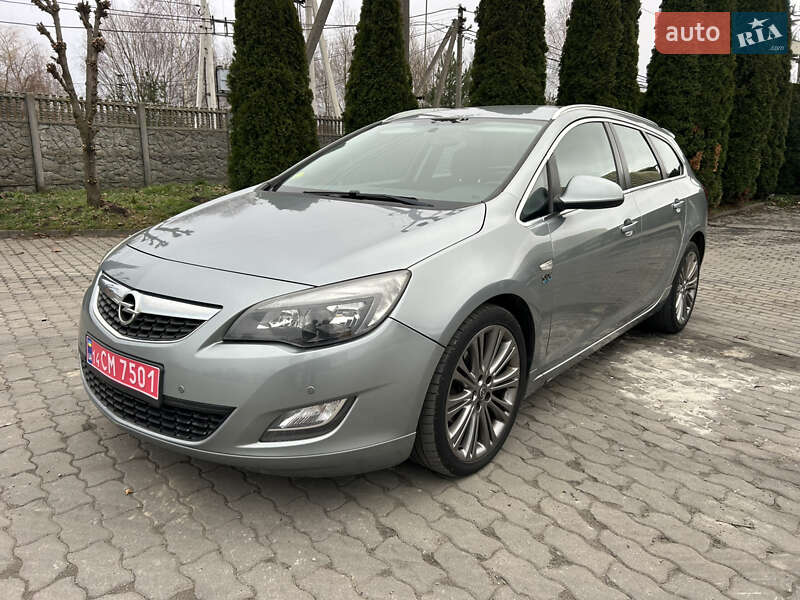 Opel Astra 2012 Opel Astra 2012