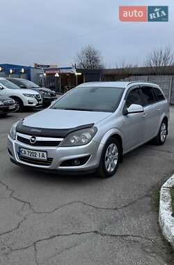 Універсал Opel Astra 2010 в Кам'янці
