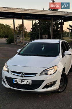 Универсал Opel Astra 2012 в Кривом Роге