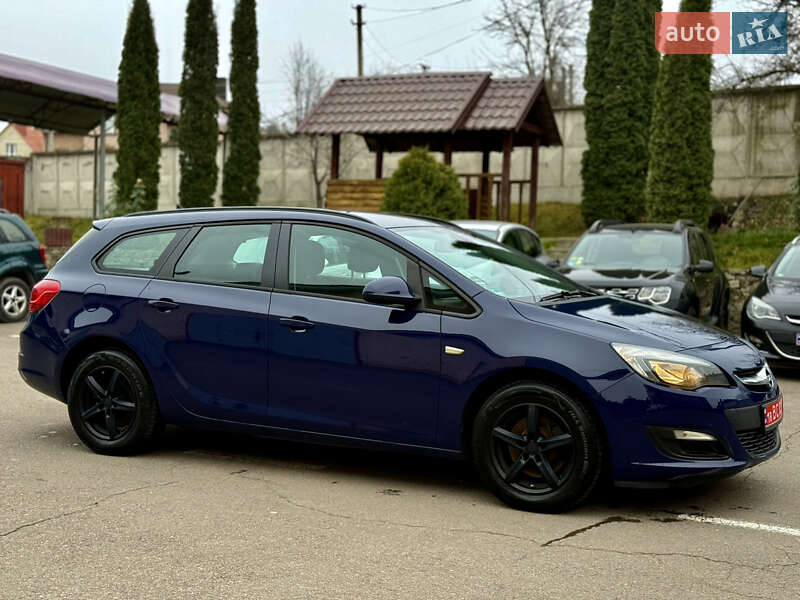 Универсал Opel Astra 2014 в Ровно фото 5 Универсал Opel Astra 2014 в Ровно
