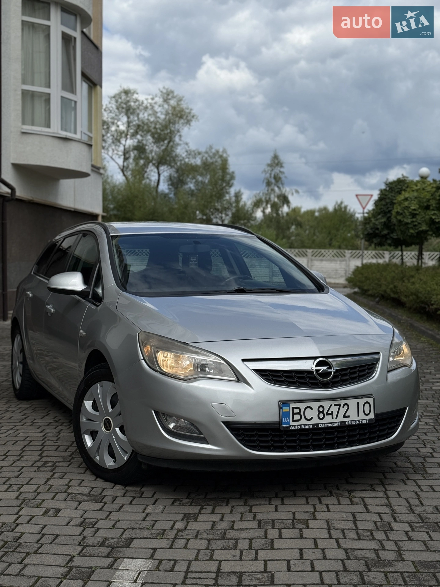 2011 Opel Astra - мініатюра 2