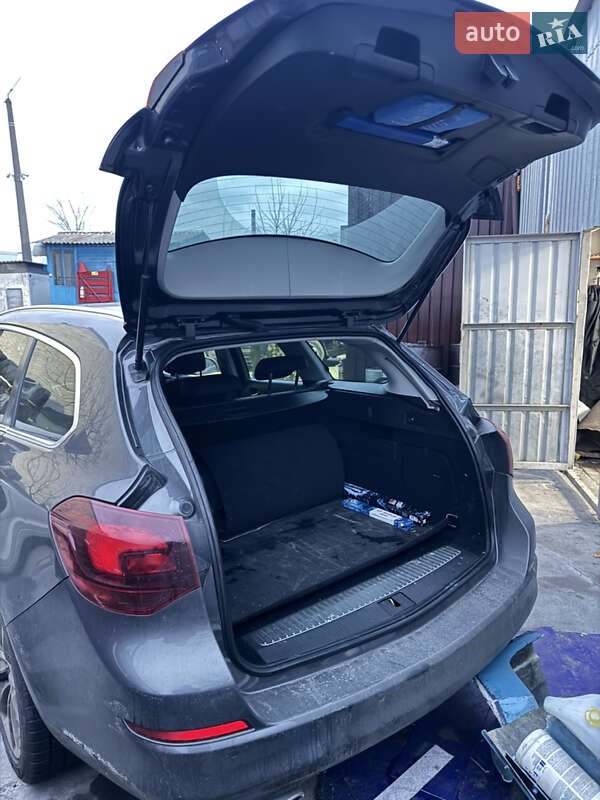 Универсал Opel Astra 2012 в Киеве фото 12 Универсал Opel Astra 2012 в Киеве