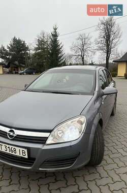 Хэтчбек Opel Astra 2004 в Коломые