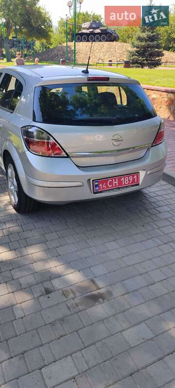 Хэтчбек Opel Astra 2007 в Могилев-Подольске фото 5 Хэтчбек Opel Astra 2007 в Могилев-Подольске