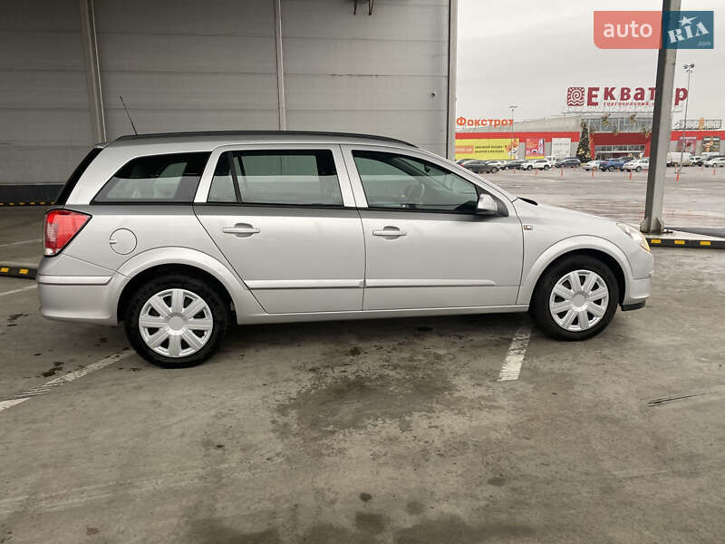 Универсал Opel Astra 2006 в Ровно фото 3 Универсал Opel Astra 2006 в Ровно