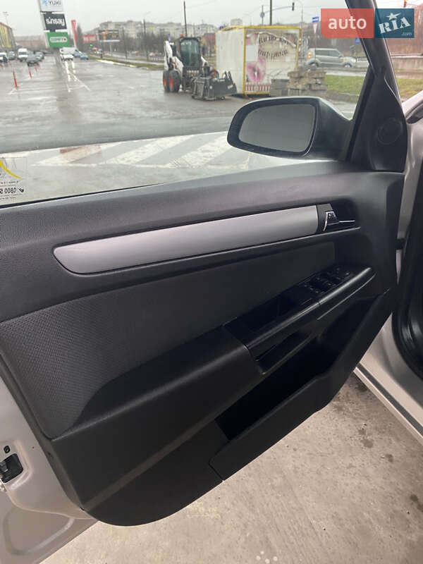 Универсал Opel Astra 2006 в Ровно фото 17 Универсал Opel Astra 2006 в Ровно