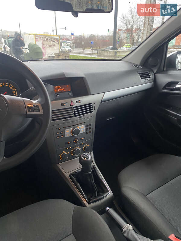Универсал Opel Astra 2006 в Ровно фото 22 Универсал Opel Astra 2006 в Ровно