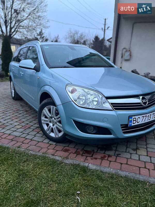 Opel Astra 2009