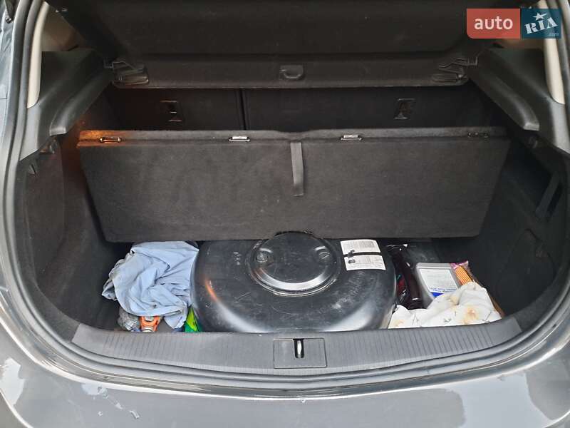 Хетчбек Opel Astra 2014 в Житомирі фото 10 Хетчбек Opel Astra 2014 в Житомирі