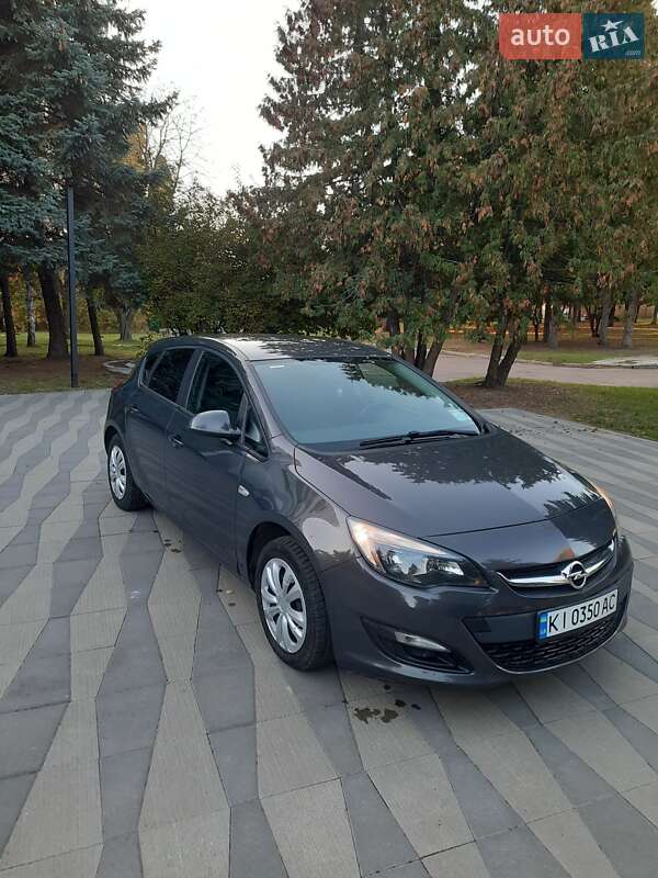 Хетчбек Opel Astra 2014 в Житомирі фото 3 Хетчбек Opel Astra 2014 в Житомирі