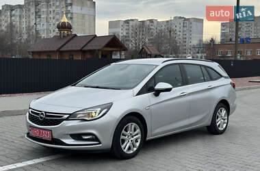 Универсал Opel Astra 2018 в Хмельницком