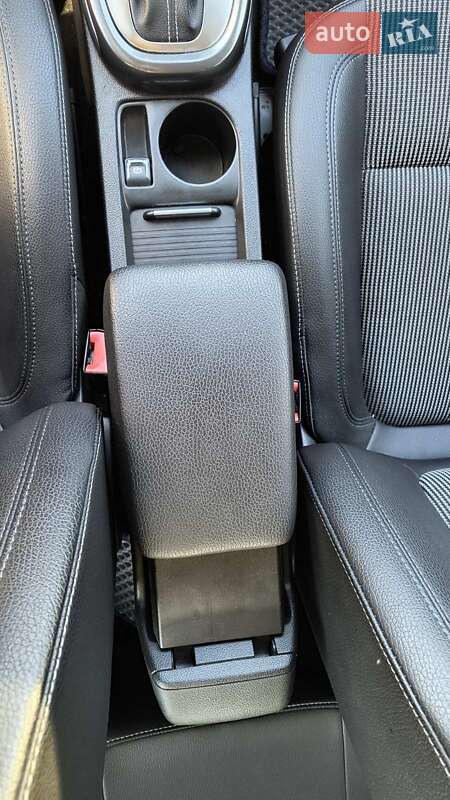 Хэтчбек Opel Astra 2010 в Киеве фото 17 Хэтчбек Opel Astra 2010 в Киеве