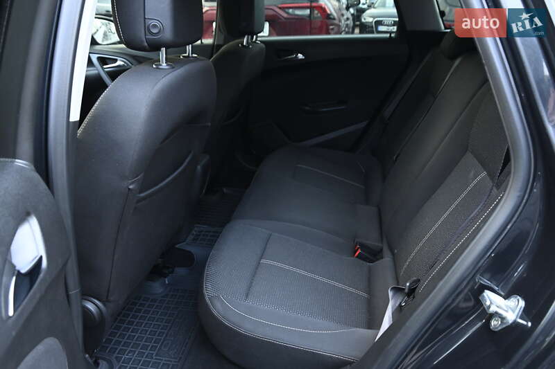 Универсал Opel Astra 2014 в Бердичеве фото 24 Универсал Opel Astra 2014 в Бердичеве