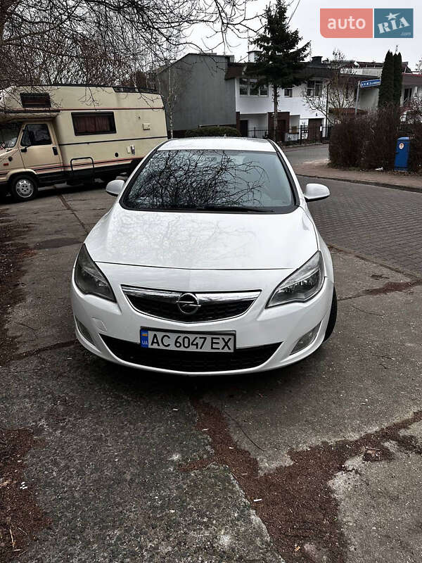 Хэтчбек Opel Astra 2010 в Ковеле