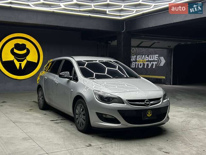 Opel Astra 2013 Opel Astra 2013