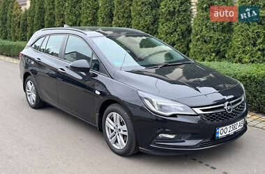 Універсал Opel Astra 2018 в Одесі