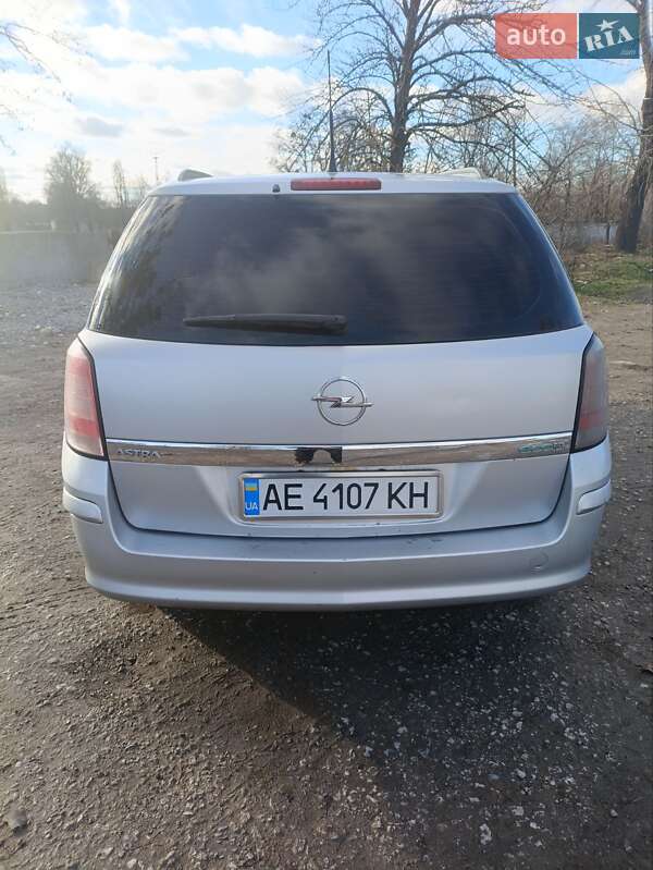 Універсал Opel Astra 2008 в Новомосковську