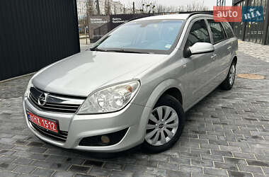 Универсал Opel Astra 2009 в Полтаве