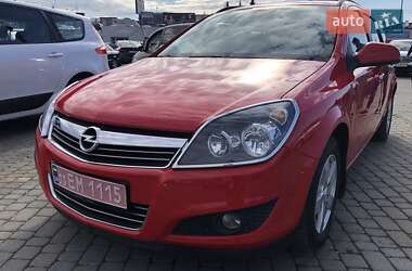 Универсал Opel Astra 2010 в Черновцах